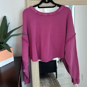 FREE PEOPLE hot pink cropped sweatshirt (size XS) ✨